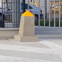 Betónové stĺpiky - parkovacie zábrany z betónu