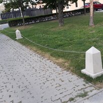 Betónové stĺpiky - parkovacie zábrany z betónu