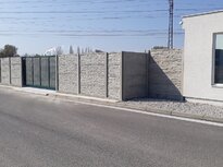 Jednostranné betónové ploty